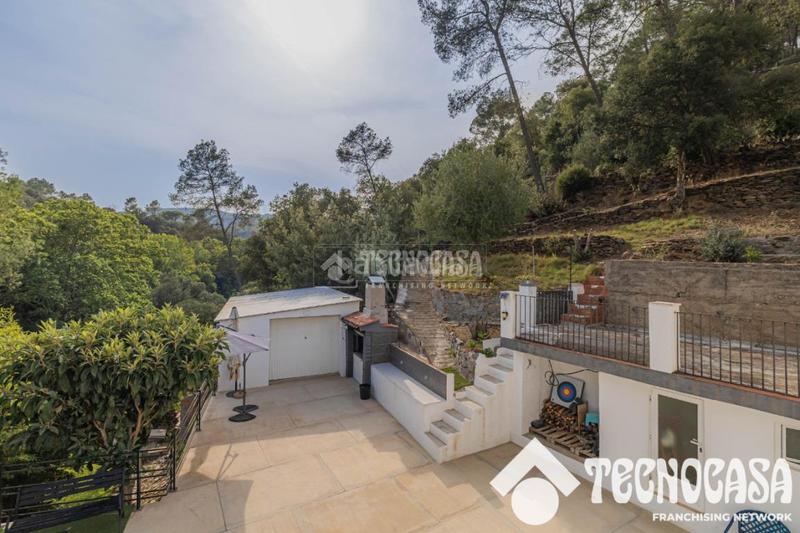 Foto e0a82238-de20-4200-9cef-2fe1fc320bd3. Casa  en venta en Torrelles de Llobregat