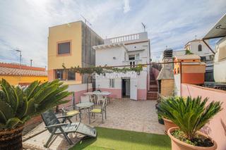 Casa en Sant Vicen dels Horts. Casa en venta en sant vicen dels horts