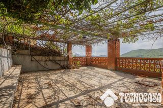 Casa a Corbera de Llobregat. Casa en venta en corbera de llobregat