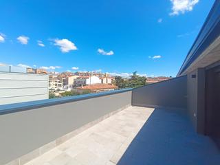 Duplex  Carrer carrer transversal. Duplex obra nueva edificio transversal  sant pere