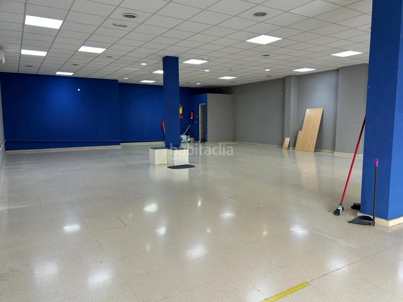 Foto 436b0dbe-bf23-48ae-91cf-a57d4bb9a791. Location local commercial dans Barri del Centre Terrassa