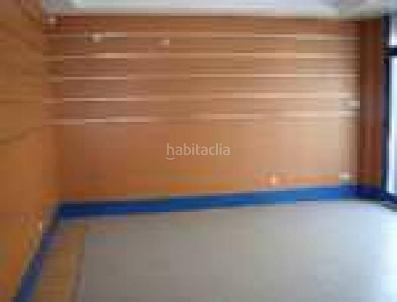 Foto 84897c05-0776-4471-832b-6f10e6e47422. Alquiler local comercial  al lado de los juzgados en Terrassa