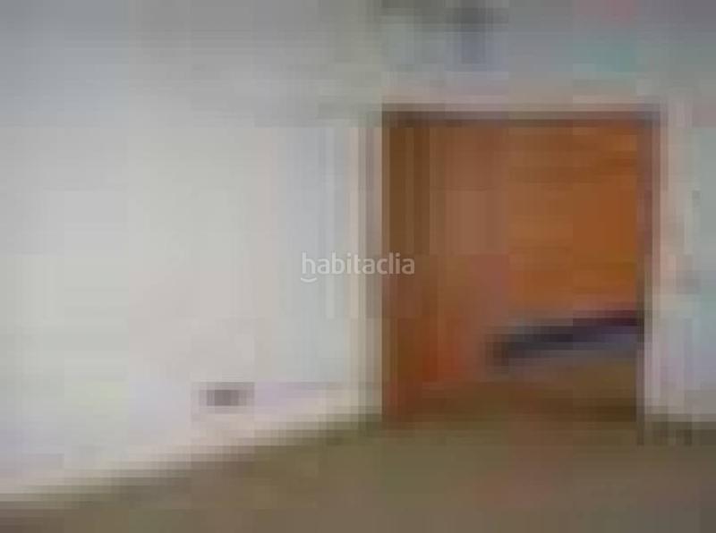 Foto 965cde65-0c0b-46d3-9fea-6629f0da9517. Alquiler local comercial  al lado de los juzgados en Terrassa