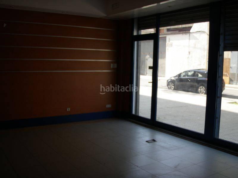 Foto 41f3892e-54d8-4348-be6c-ba75befa951f. Lloguer local comercial a La Cogullada Terrassa