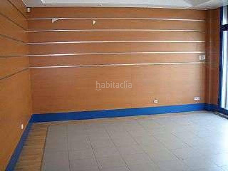 Foto 427649c0-2d1b-4ae8-b333-385ae811f811. Rent business premise in La Cogullada Terrassa