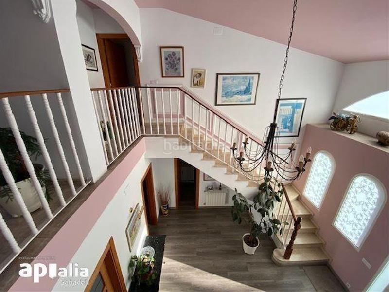 Foto 055fd60c-0c4b-4035-81fe-fff0c0fdeffb. Xalet amb calefacció aparcament piscina a Castellarnau Sabadell