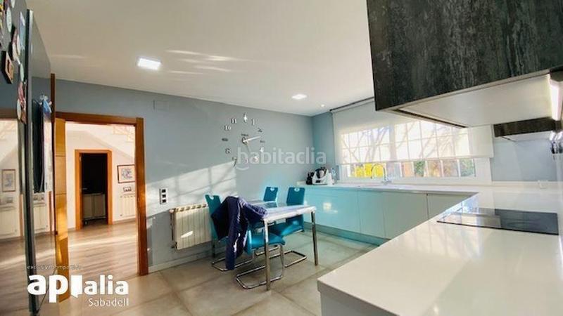 Foto e4008d20-9ab5-44d7-a5a8-d14114c5da90. Xalet amb calefacció aparcament piscina a Castellarnau Sabadell