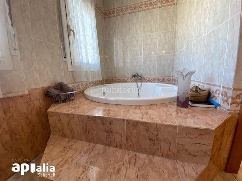 Foto eed1db07-cb1a-4d00-baf1-b1f701821218. Xalet amb calefacció aparcament piscina a Castellarnau Sabadell