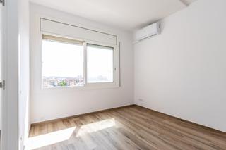 Appartement à Creu Alta. Pis lluminós reformat en venta a la creu alta