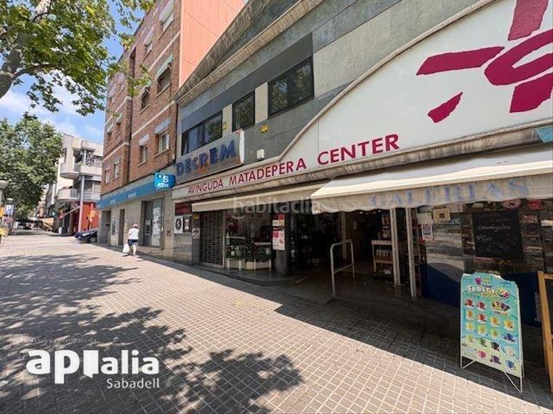 Foto 491fbf6f-25cf-4b7a-b08f-656ba8863909. Local commercial dans La Roureda Sabadell