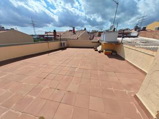 Casa adosada en Les Arenes - La Grípia - Can Montllor. Amplia casa para dos familias en la gripia
