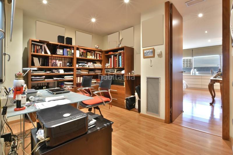 Foto a8d10106-42b7-4d57-b414-4f755181e3c4. Reihenhaus mit heizung parking in Sant Pere Nord Terrassa