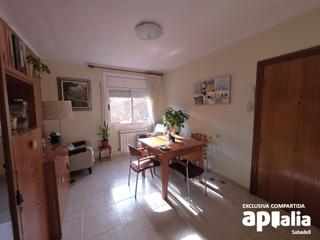 Appartement à Can Puiggener. Pis de 3 habitacions, tercera planta sense ascensor a sabadell