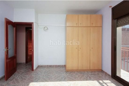 Foto d86630a6-b9c3-409e-b268-f194a4897e11. Casa amb aparcament a Ca n'Oriac Sabadell