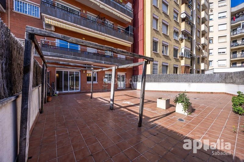 Foto 5c1fda2b-9671-4b5c-8dcc-138fb3370d7d. Pis amb calefacció aparcament a Gràcia Sabadell