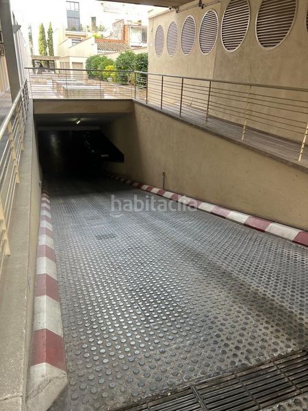 Foto 2596bec5-ac40-4896-808d-6123e65de508. Aparcament cotxe a Centre Sabadell
