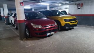 Aparcament cotxe a Creu Alta