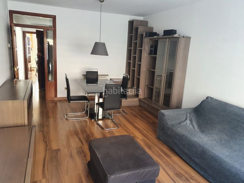 Foto d8b77ce9-23f8-4e5a-b80c-7161bbcf2921. Casa amb calefacció a Centre Sabadell