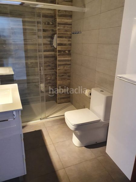 Foto de7d115a-57c3-4538-bdd9-0db772920e86. Casa amb calefacció a Centre Sabadell