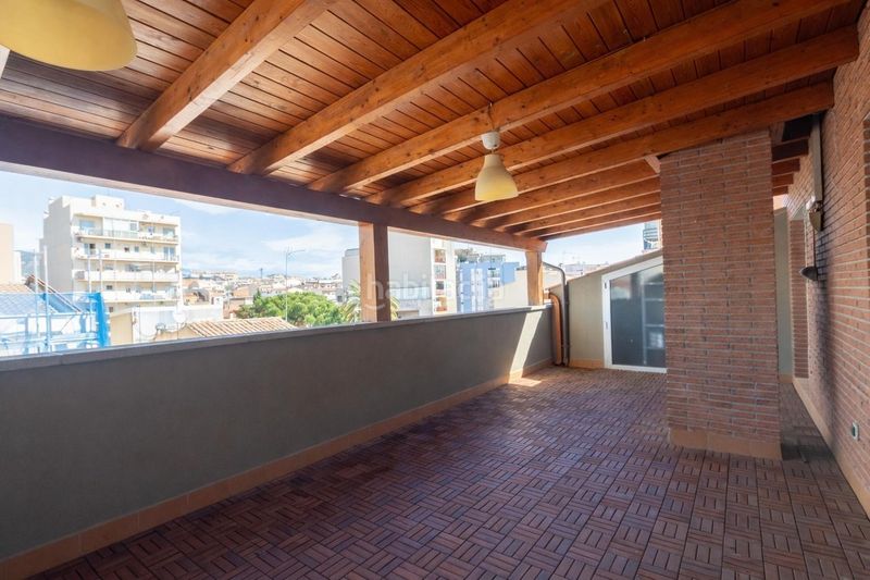 Foto 6e9ba6f6-b2d3-4cbb-8ea4-a55d8b7ae380. Dúplex amb calefacció aparcament a San Pere Terrassa