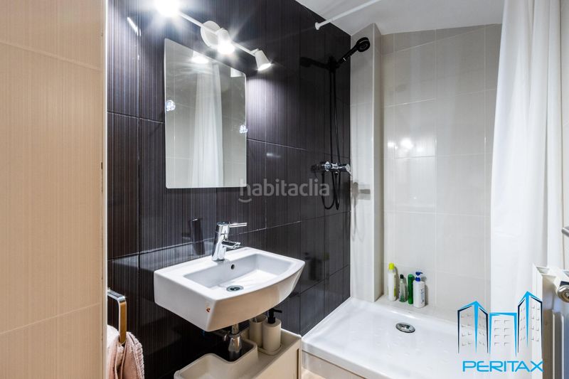 Foto 38dd4d23-3509-4e26-9b6b-1d050568874b. Penthouse with heating parking in Covadonga Sabadell