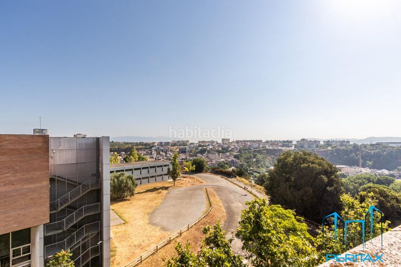 Foto 3e874915-77a1-49ba-8d6d-58d826abf300. Penthouse with heating parking in Covadonga Sabadell