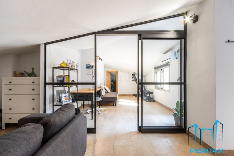 Foto b28655d7-8ef6-4b76-a601-aa9bb62ffbc1. Penthouse with heating parking in Covadonga Sabadell