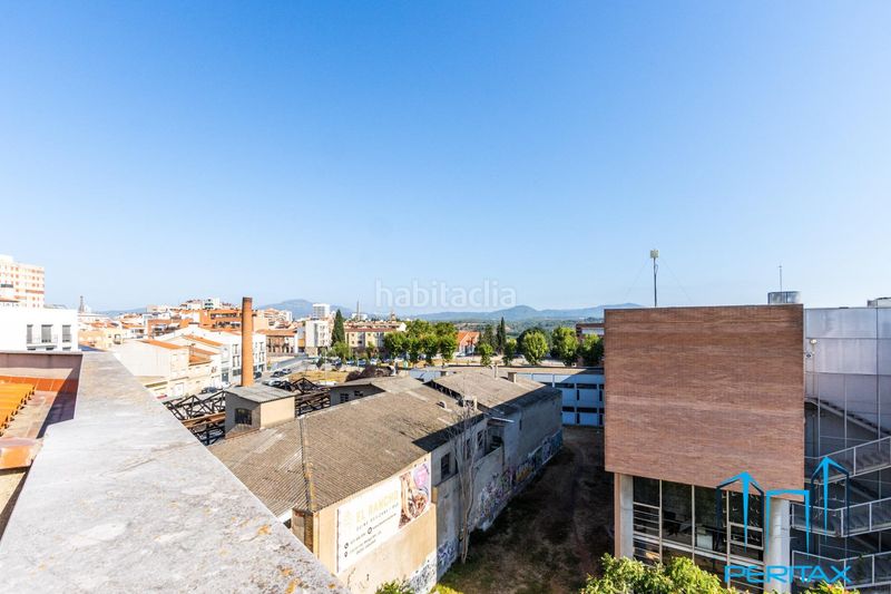 Foto d0bfc1d2-d84d-440c-90ac-4e6bb01709c7. Penthouse with heating parking in Covadonga Sabadell