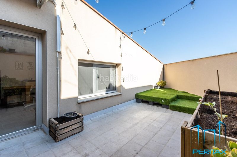 Foto e6c6b5a6-0763-49cc-a7d9-0e178a85750d. Penthouse with heating parking in Covadonga Sabadell