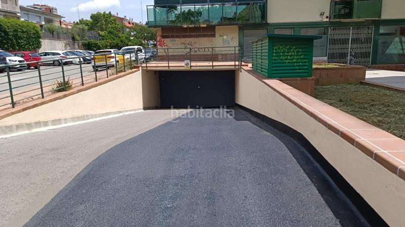Foto 6941fc8c-d3a8-4e29-a4a5-e8c834e16bf1. Posto auto in Zona Esportiva Terrassa