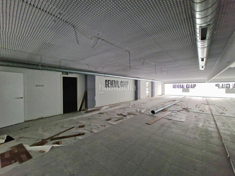 Foto c758a888-2f50-4de9-ac78-d09319ce79df. Alquiler local comercial en El Coll Sant Cugat del Vallès