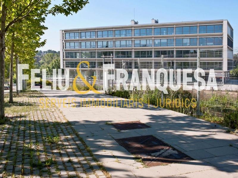 Foto 5df28d26-3898-4373-8826-34969e10341e. Posto auto in Turó de Can Mates Sant Cugat del Vallès