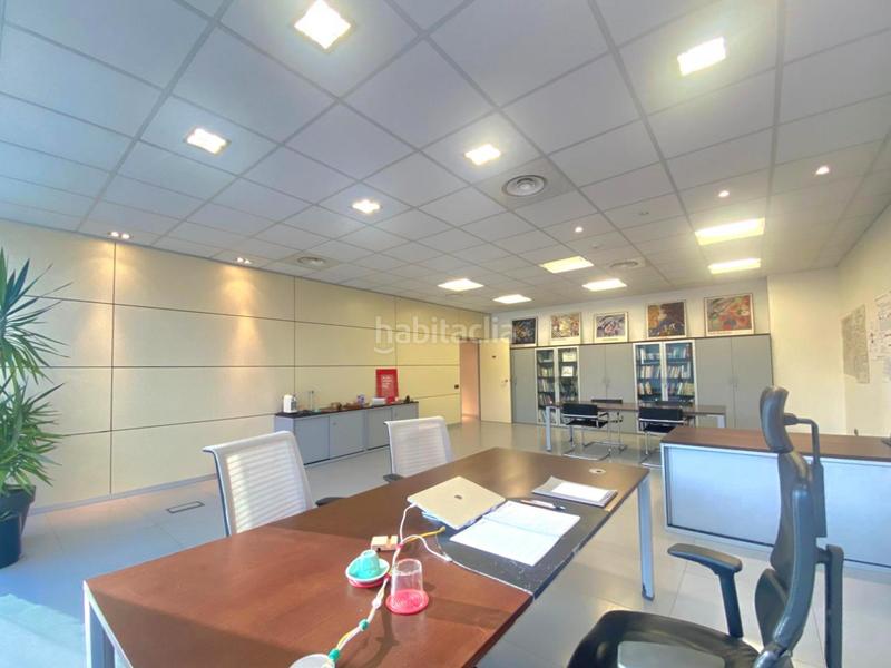 Foto b980b0bf-7269-4619-b2be-a6d5665c14ba. Rent office space with heating in Roquetes-Can Magí Sant Cugat del Vallès