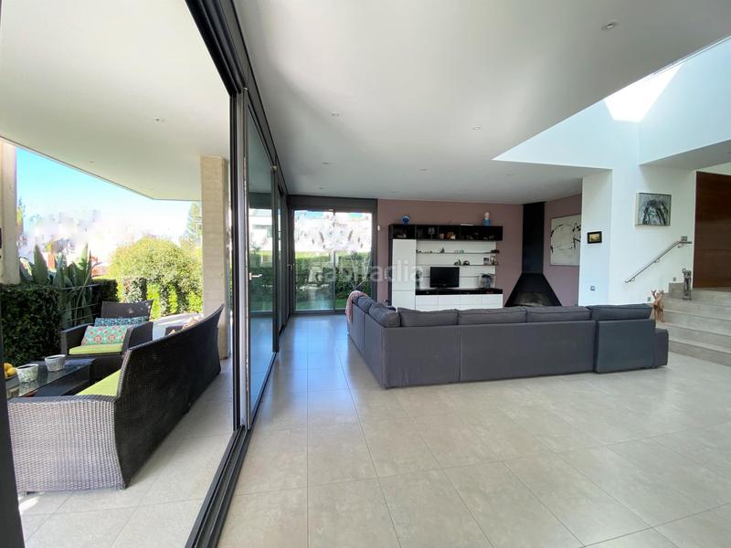 Foto 46838ea6-660c-47ab-9c69-e27f86bb7d6d. Casa amb calefacció aparcament piscina a Turó de Can Mates Sant Cugat del Vallès