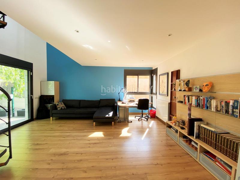 Foto 6c74ccda-cddd-4786-87cd-5670cad2a406. Casa amb calefacció aparcament piscina a Turó de Can Mates Sant Cugat del Vallès