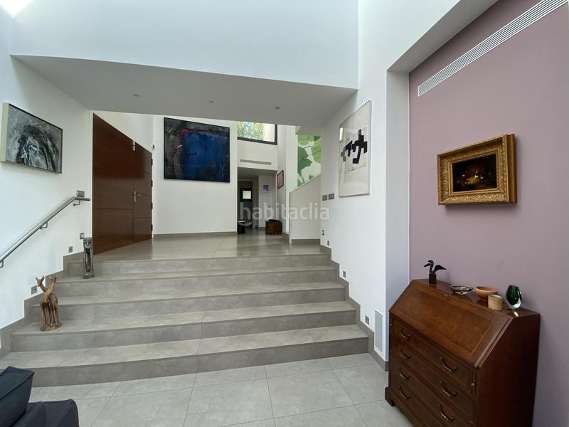 Foto 6d85dcf6-e58e-4679-b07c-1502ba5df242. Casa amb calefacció aparcament piscina a Turó de Can Mates Sant Cugat del Vallès