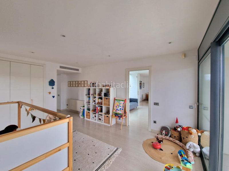 Foto 90d0f587-07e5-4e69-9eae-03d89c1fb967. Casa amb calefacció aparcament piscina a Turó de Can Mates Sant Cugat del Vallès