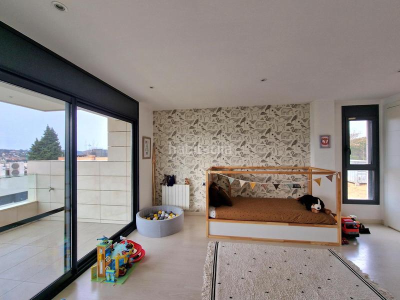 Foto 9c1bb307-65c6-448c-87d3-ca5ddd7be845. Casa amb calefacció aparcament piscina a Turó de Can Mates Sant Cugat del Vallès