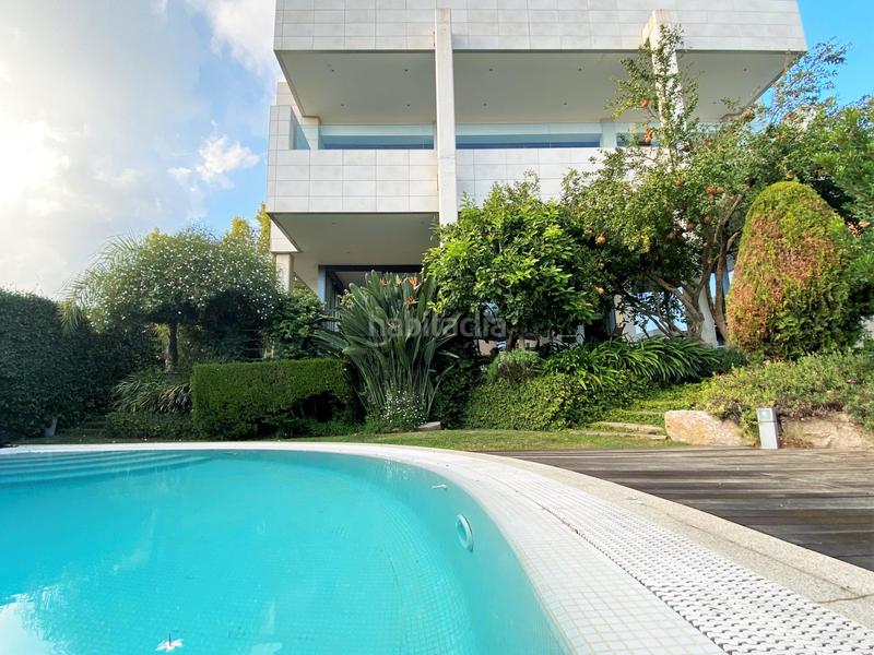 Foto a71211bc-3701-4ef6-bbba-8c43c0209463. Casa amb calefacció aparcament piscina a Turó de Can Mates Sant Cugat del Vallès