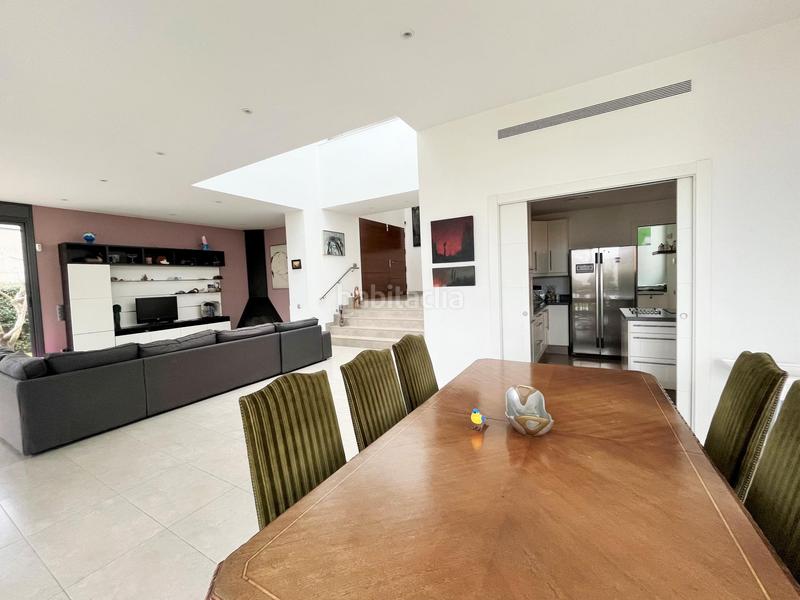 Foto ba0b8a3c-2372-4279-8f00-8c58a8f53cba. Casa amb calefacció aparcament piscina a Turó de Can Mates Sant Cugat del Vallès