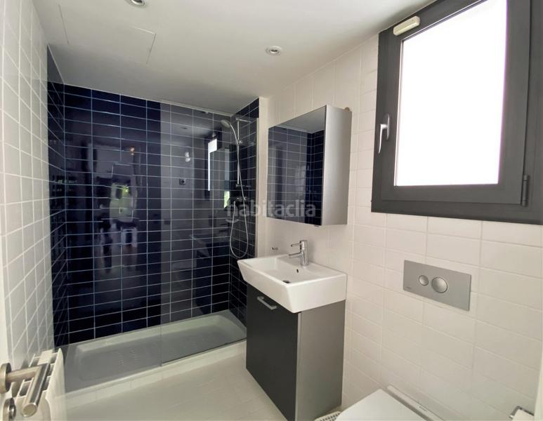 Foto ed20c765-1ce2-417b-877d-397a94855ad8. Casa amb calefacció aparcament piscina a Turó de Can Mates Sant Cugat del Vallès