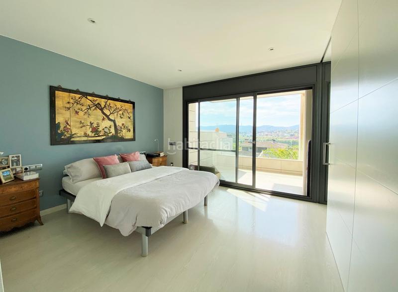 Foto f0f7c556-11ad-429d-b0f2-8320aee3d5fa. Casa amb calefacció aparcament piscina a Turó de Can Mates Sant Cugat del Vallès