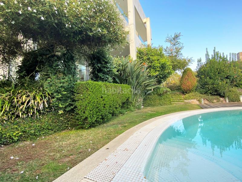 Foto fc6b7b46-c6f6-4d73-bc7e-2b6d99e40f68. Casa amb calefacció aparcament piscina a Turó de Can Mates Sant Cugat del Vallès