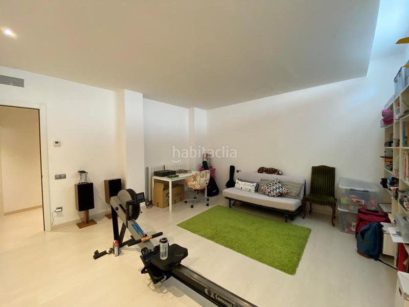 Foto ffbba149-f95b-4ce3-ae2d-cb59205382fc. Casa amb calefacció aparcament piscina a Turó de Can Mates Sant Cugat del Vallès