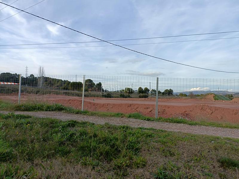 Foto d431051e-466c-4d70-8d9f-2d691fa2ce77. Terrain industriel dans Congost-Santa Caterina Manresa