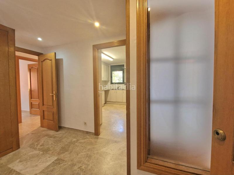 Foto e61382a7-63c6-4cb3-a86c-ee7000620a4f. Lloguer àtic amb calefacció aparcament piscina a Sant Cugat del Vallès