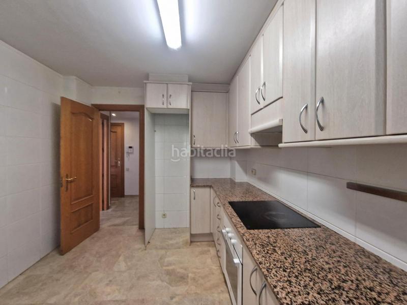 Foto fecf8fcd-d0eb-4252-b884-b221738d6f7b. Location attique avec chauffage parking piscine dans Sant Cugat del Vallès