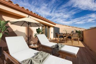 Dúplex a Barri del Centre. Descubre el ático dúplex  invertido de tus sueños en la zona cen
