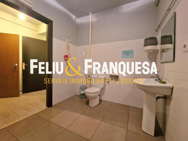 Foto 87b192a1-f556-4055-ac2d-cd3cb2bf380e. Location local commercial dans El Coll Sant Cugat del Vallès