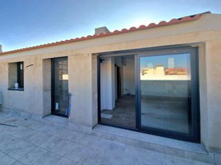 Zweistöckige Wohnung  De linné